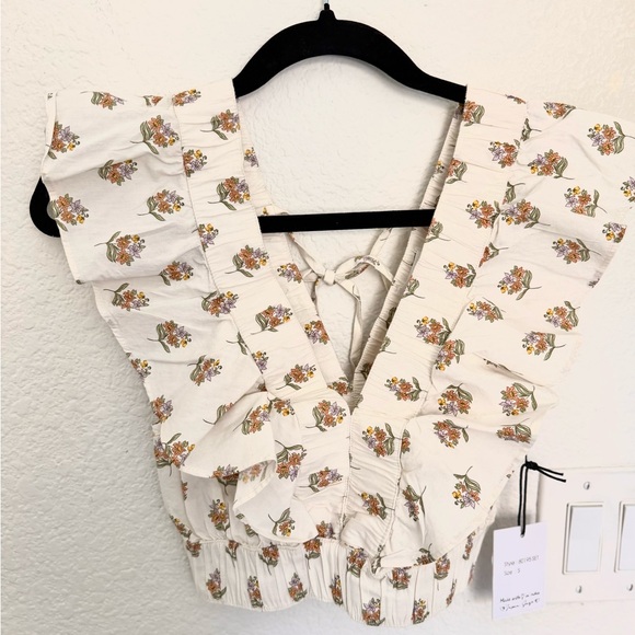 Japna Tops - Japna Floral Cropped Ruffle Boho Top NWT